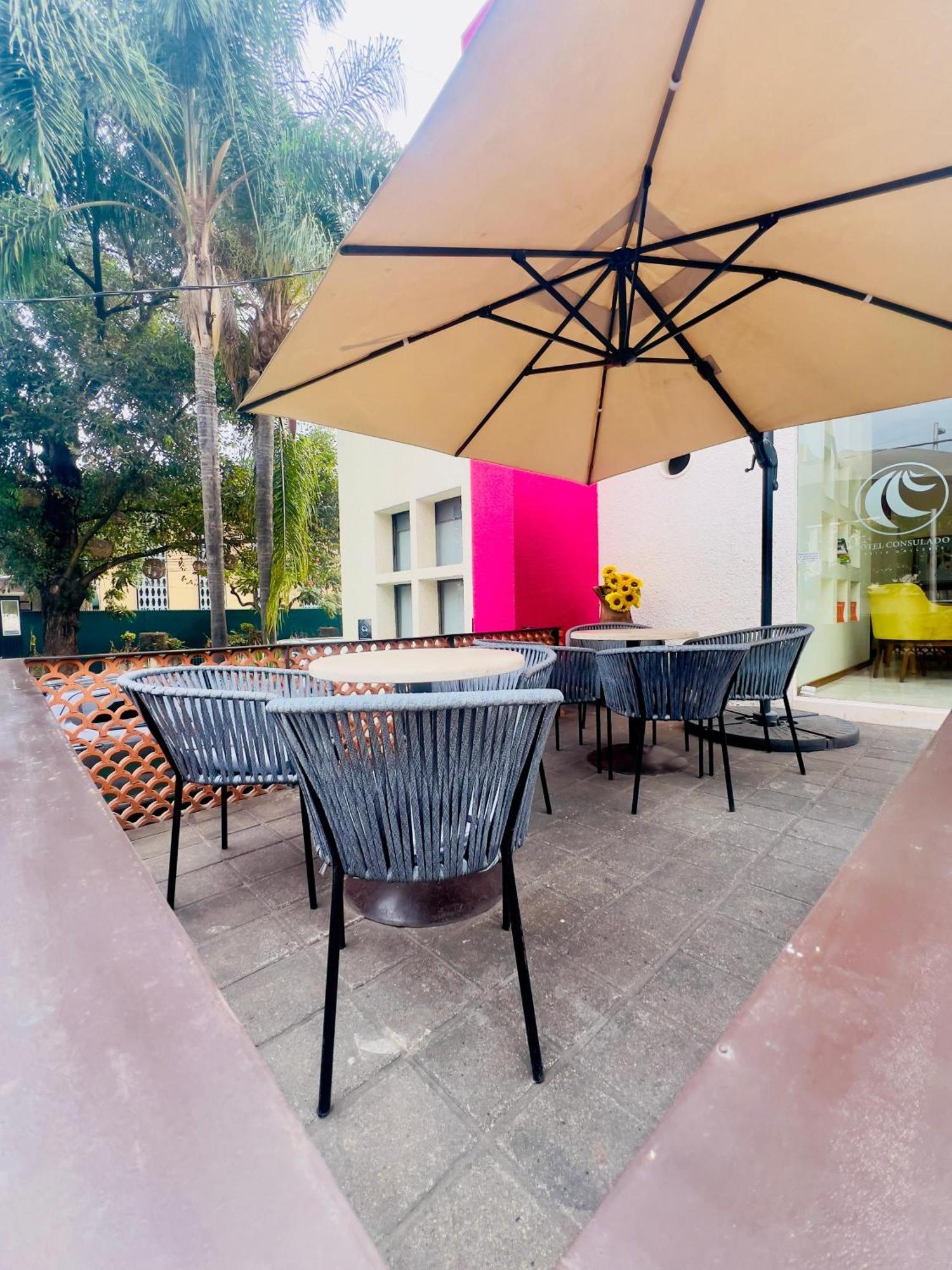 Hotel Consulado กัวดาลาฮารา ภายนอก รูปภาพ